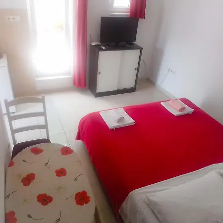 Apartments Cagalj 1872 Apartamento Trogir